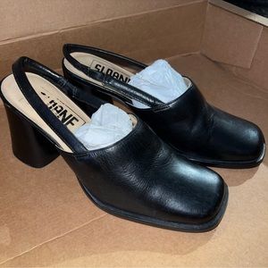 Sloane | vintage block heels wood bottom size 7 1/2